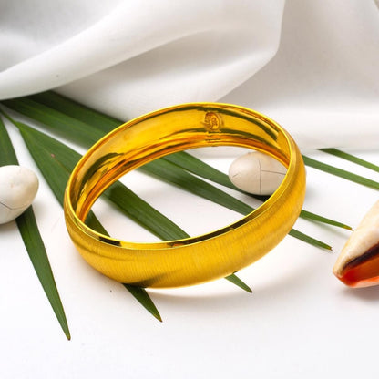 14K Yellow Gold Sandblasted 1.5 cm Bangle
