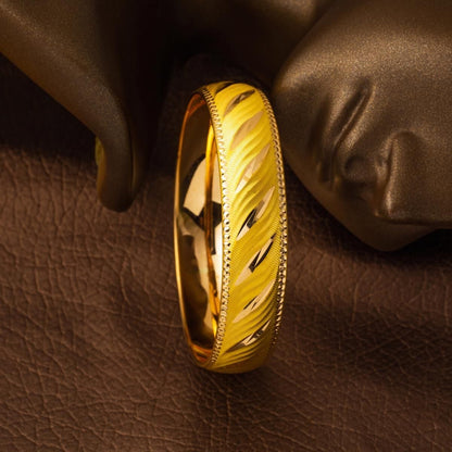 22K Yellow Gold 1.5 cm Wide Bangle (15 g)