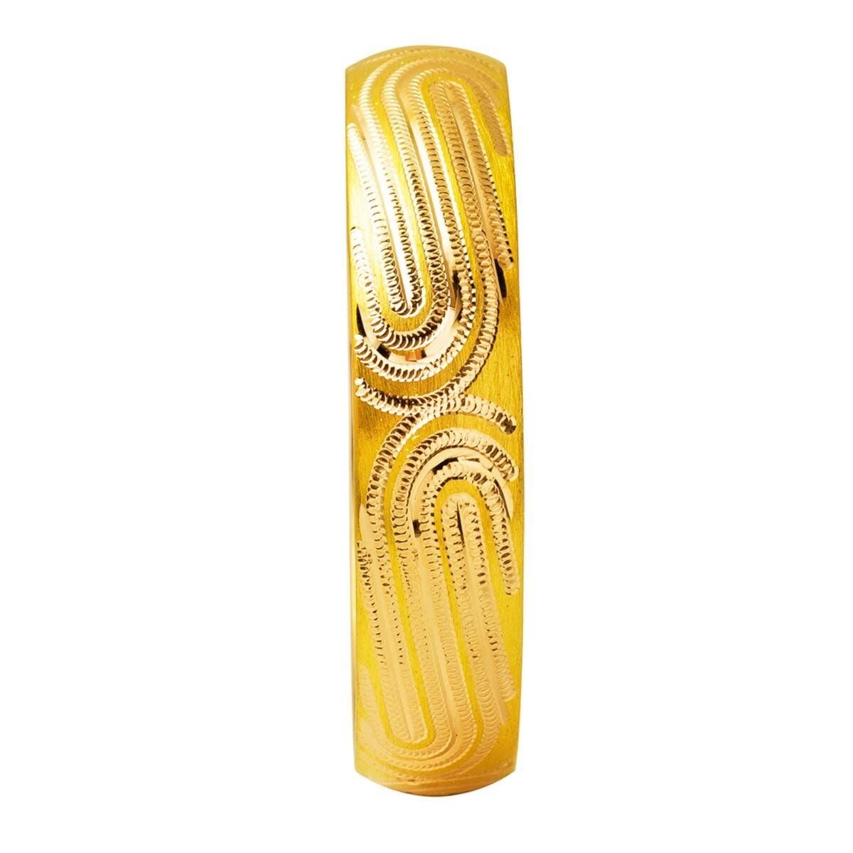 22K Yellow Gold 1.5 cm Wide Bangle