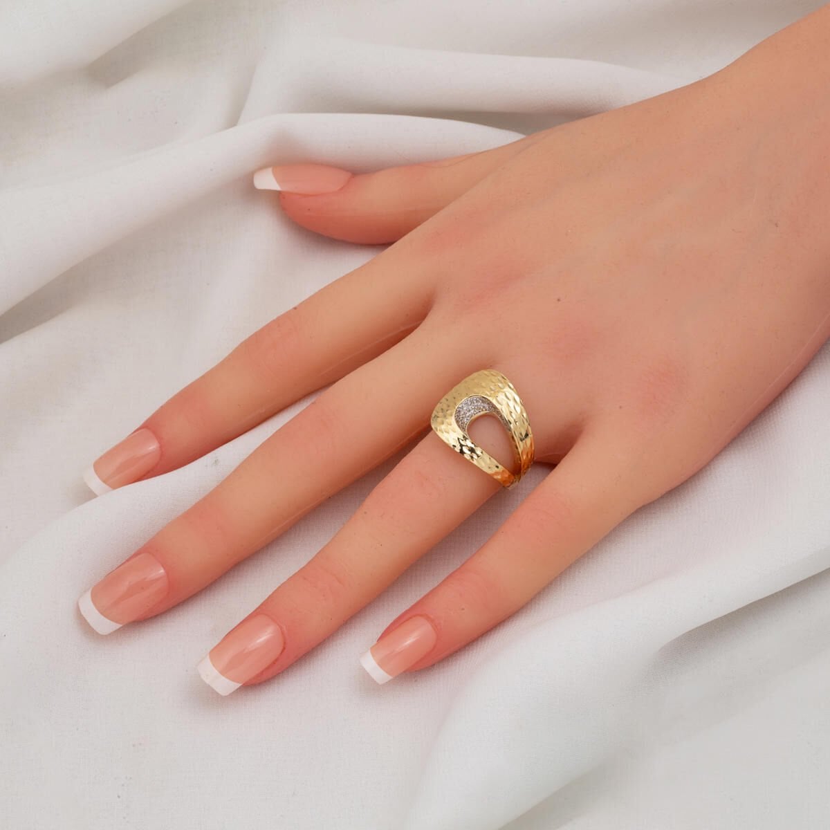 14K Yellow Gold Sparkle Teardrop Cubic Zirconia Ring