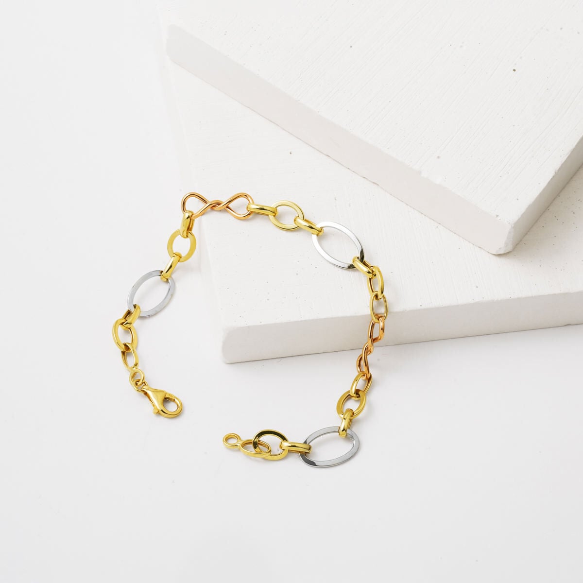 14K Yellow Gold Infinity Knot Bracelet