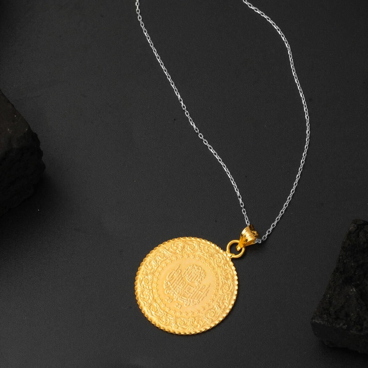 22K Yellow Gold Full Pendant