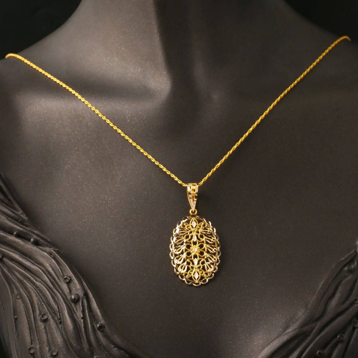 14K Yellow Gold Engraved Elegant Engagement Necklace