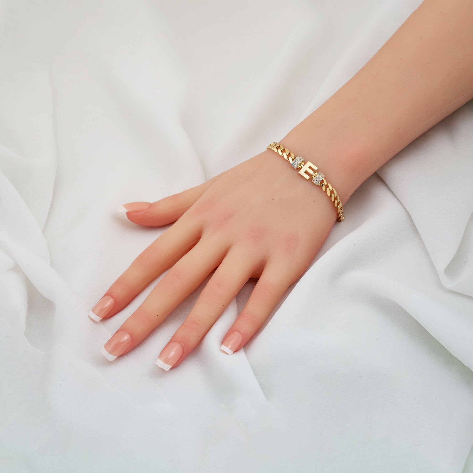 14K Yellow Gold Initial E Cubic Zirconia Bracelet