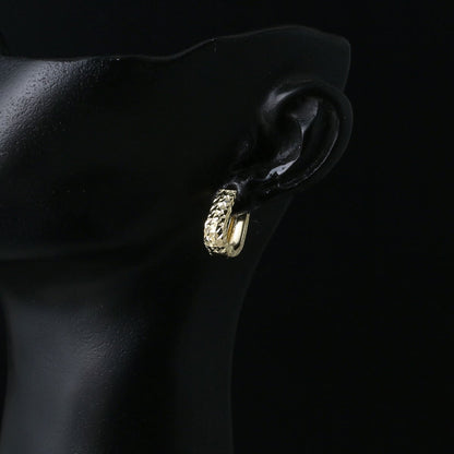 14K Yellow Gold Sparkle Hand Engraved Hoop Earrings (1.69 g)