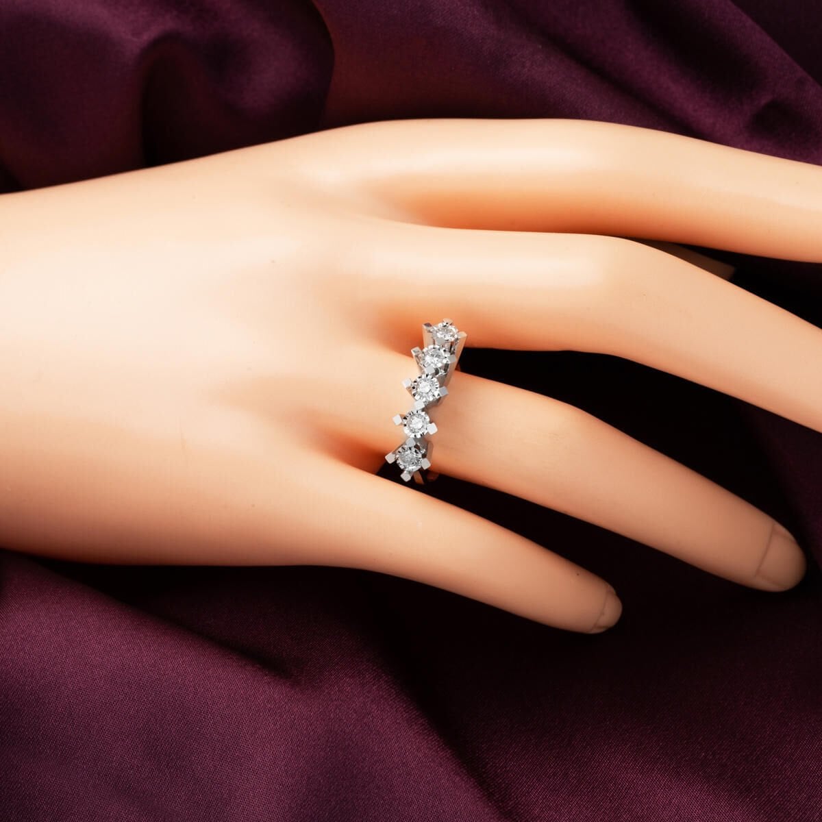 14K White Gold 0.30 Ct Five Stone Diamond Ring