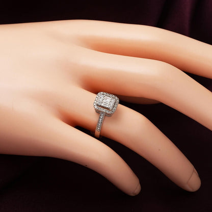 14K White Gold 0.48 Ct Baguette Diamond Ring (3.18 g)