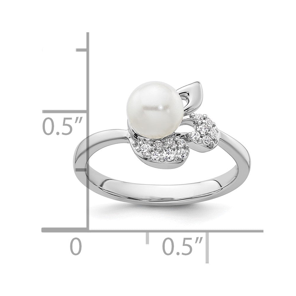 14K White Gold Polished 1/10 carat Diamond and White Freshwater Cultured Pearl Size 7 Ring