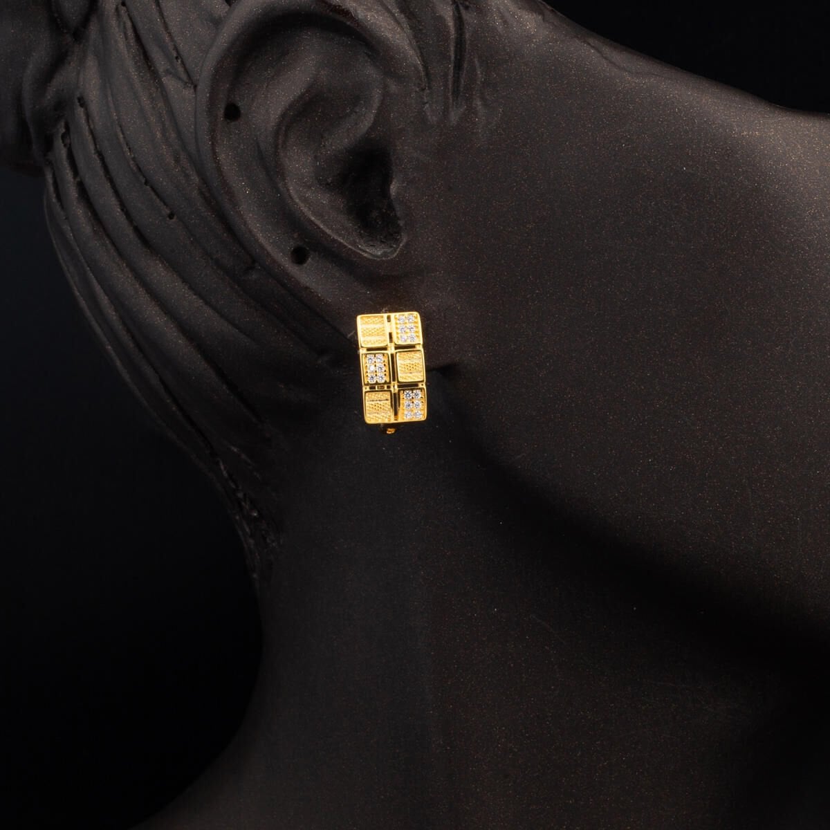 14K Yellow Gold Mesh Patterned Cubic Zirconia Clip-On Earrings
