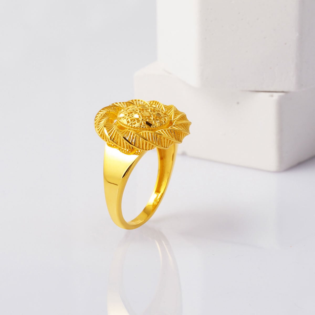 14K Yellow Gold Nevbahar Engraved Ring