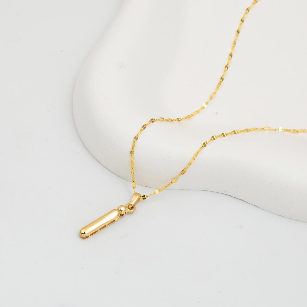 14K Yellow Gold Balloon Initial I Necklace