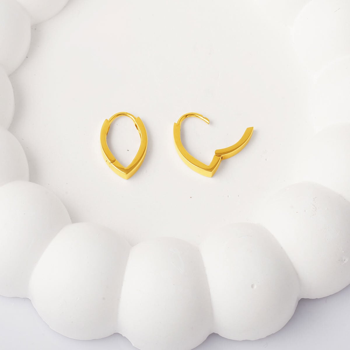14K Yellow Gold Leaf Hoop Earrings