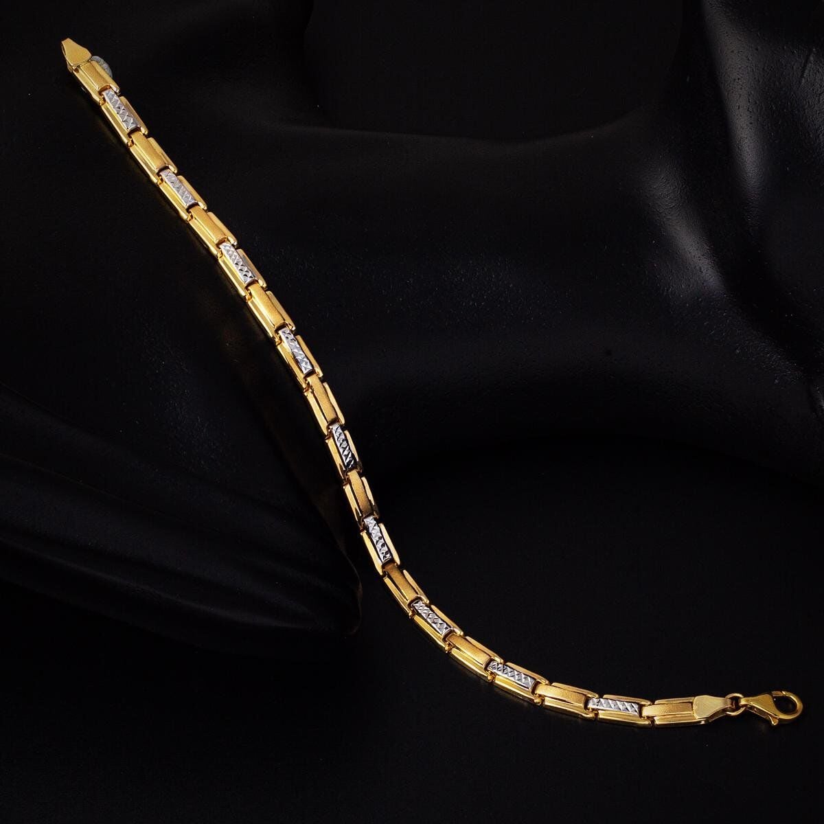 14K Yellow Gold Two Colored Bracelet (6.65 g)