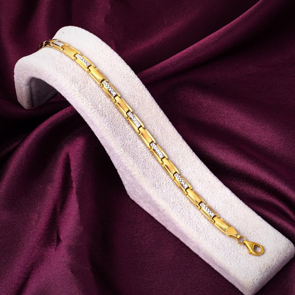 14K Yellow Gold Two Colored Bracelet (6.65 g)