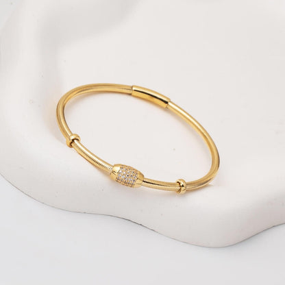 14K Yellow Gold Italian Herringbone Cubic Zirconia Bracelet