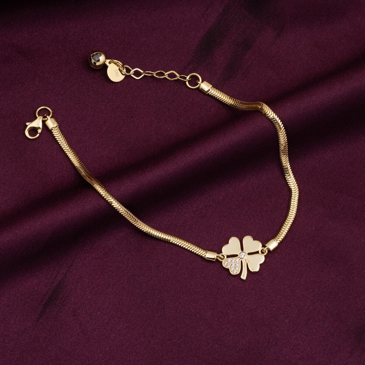 14K Yellow Gold Clover Herringbone Cubic Zirconia Bracelet