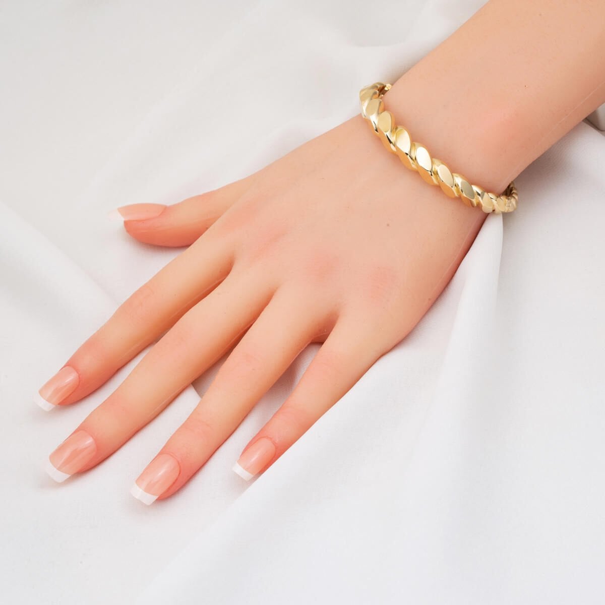 14K Yellow Gold Curb Twisted Bangle