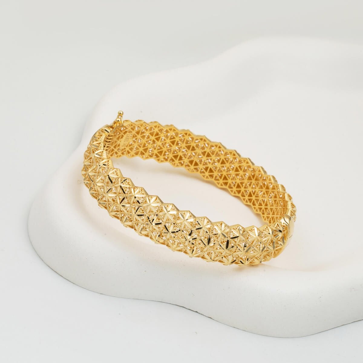 14K Yellow Gold Embossed Hinged Cuff Bangle