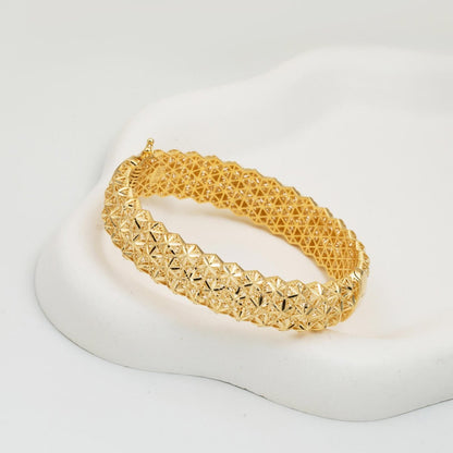 14K Yellow Gold Embossed Hinged Cuff Bangle