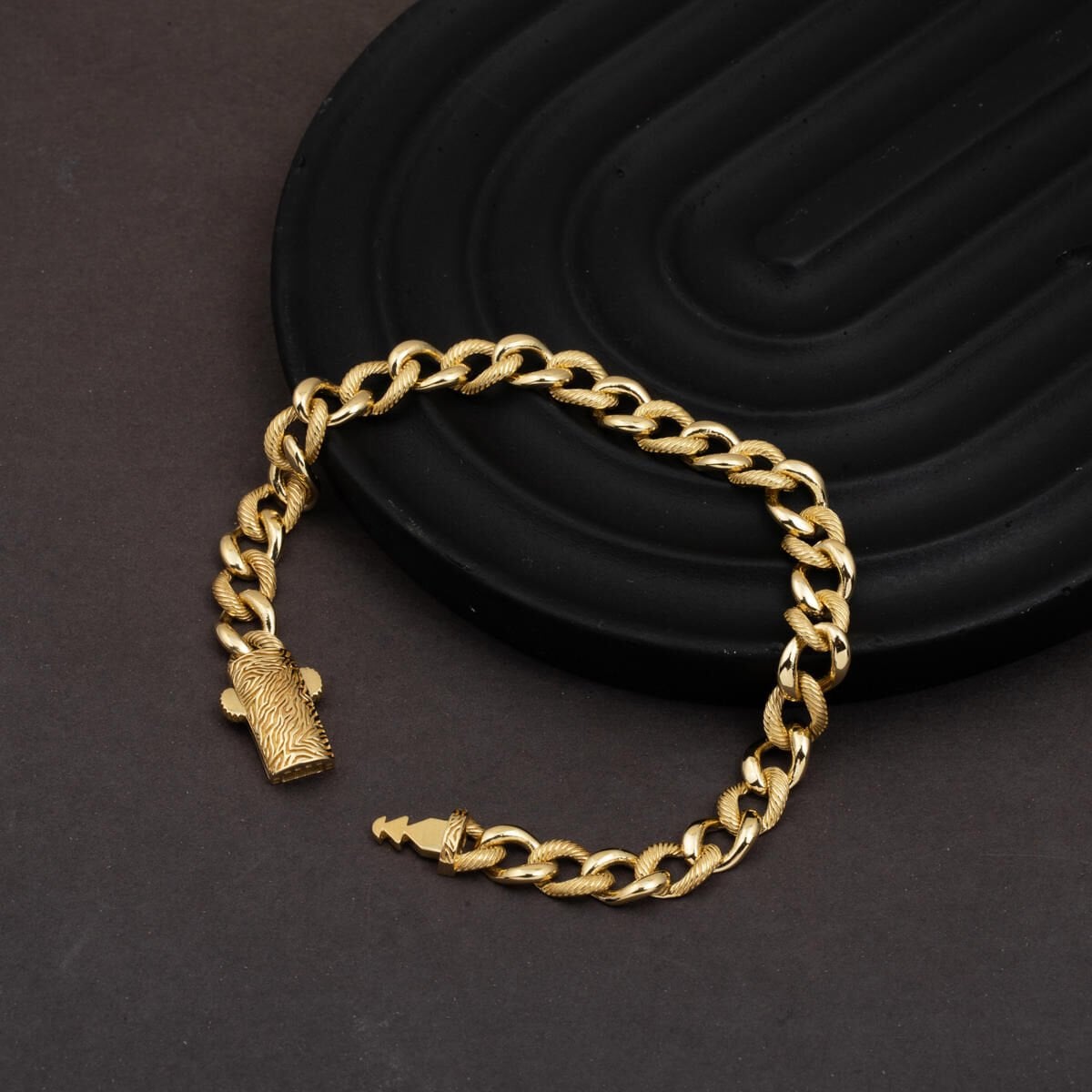 14K Yellow Gold Zebrac Buckle Curb ID Bracelet