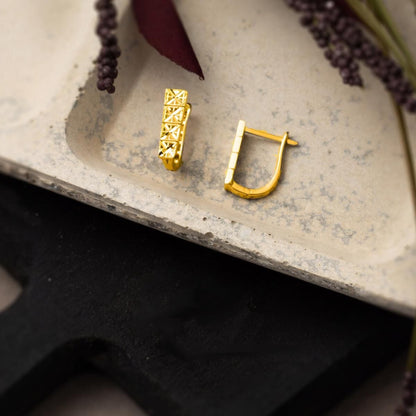 22K Yellow Gold Handcrafted Earrings