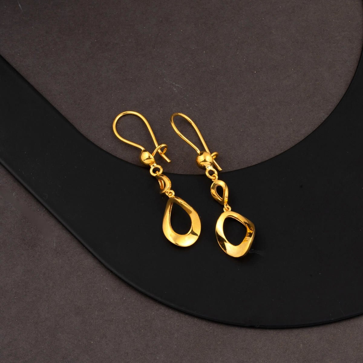 22K Yellow Gold Hoop Dangle Earrings