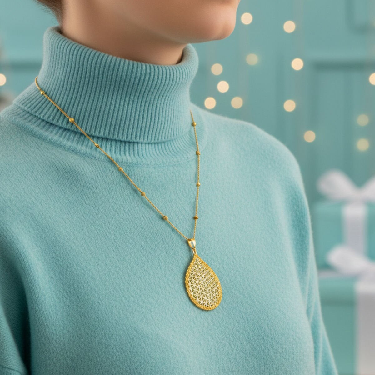 22K Yellow Gold Twisted Flower of Life Necklace