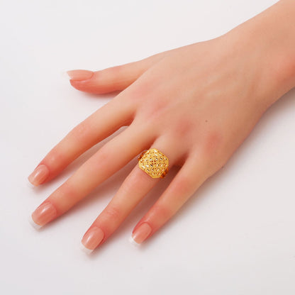 22K Yellow Gold Vera Hand Engraved Ring