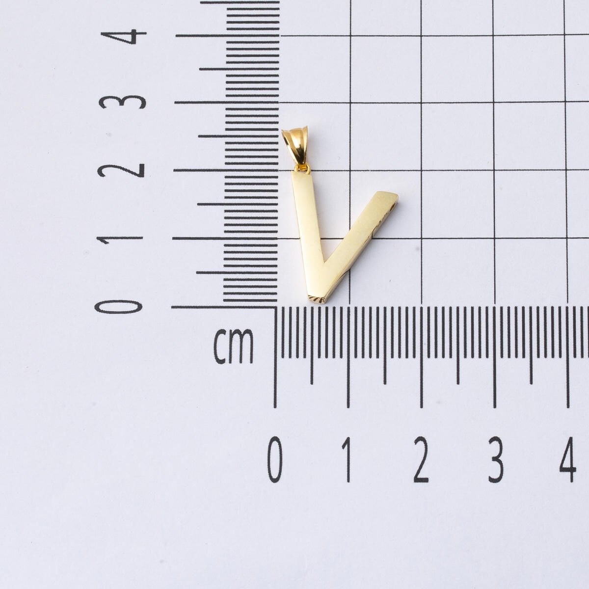 14K Yellow Gold Classic V Initial Necklace