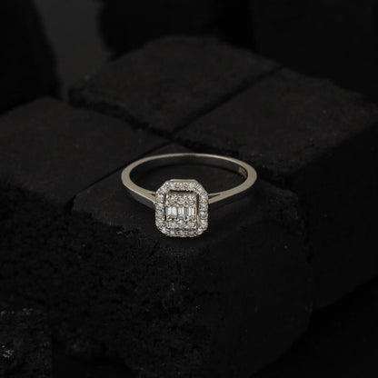 14K White Gold 0.20 Ct Baguette Diamond Ring
