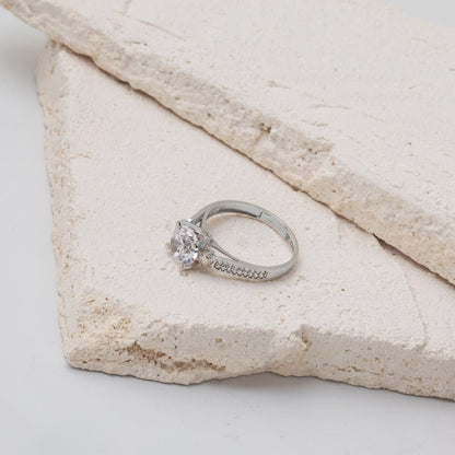 14K White Gold Shoulder Cubic Zirconia Ring