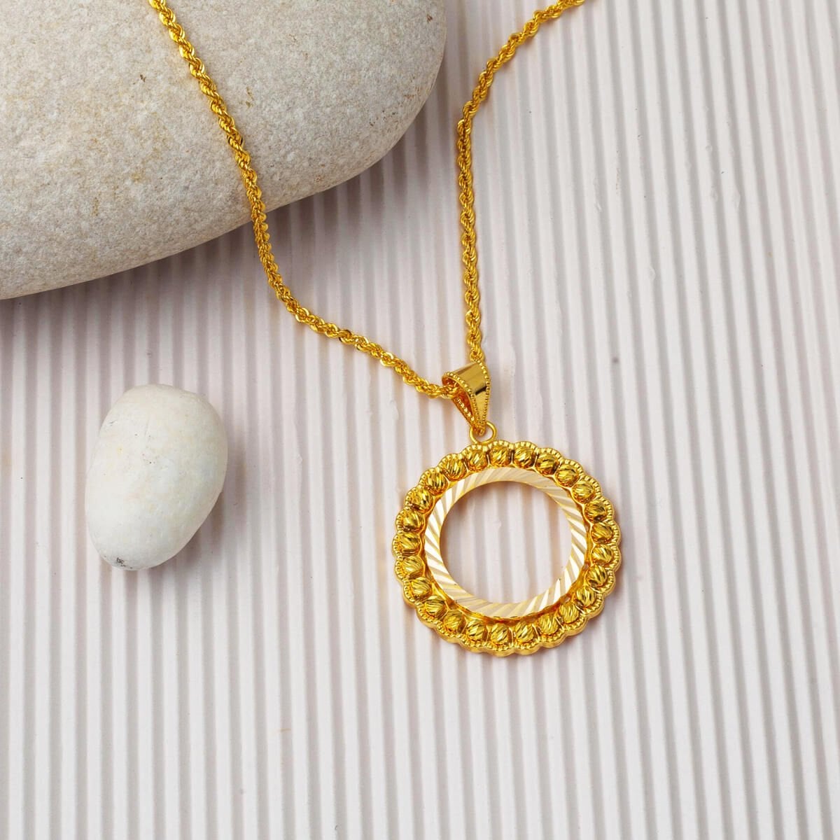 14K Yellow Gold Half Attachable Necklace (6.4 g)