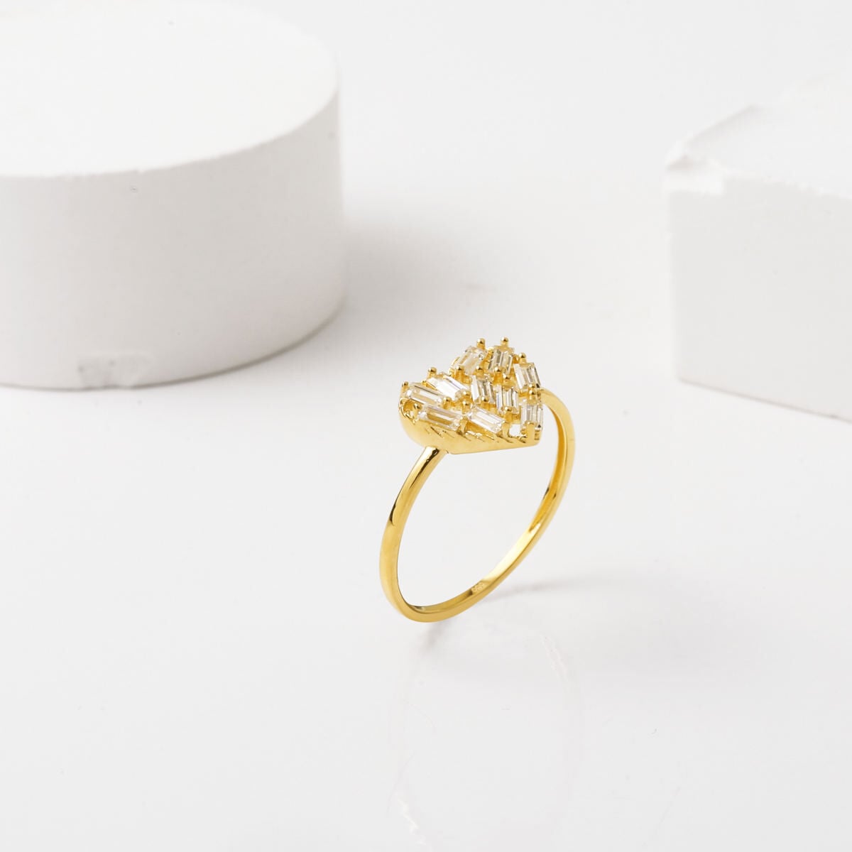 14K Yellow Gold Sparkling Baguette Heart Cubic Zirconia Ring