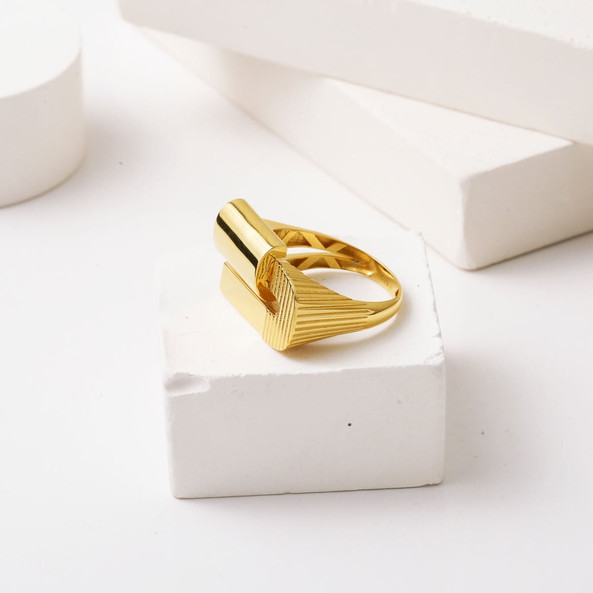 14K Yellow Gold Geometric Striped Ring