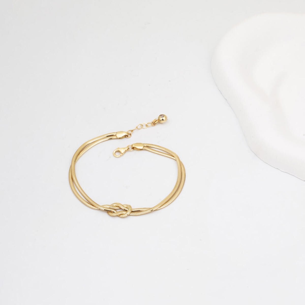 14K Yellow Gold Knotted Herringbone Chain Bracelet