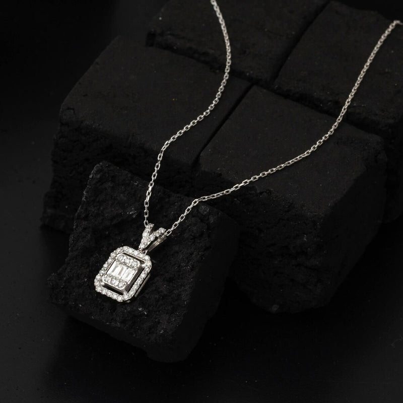 14K White Gold 0.30 Ct Baguette Cut Diamond Necklace