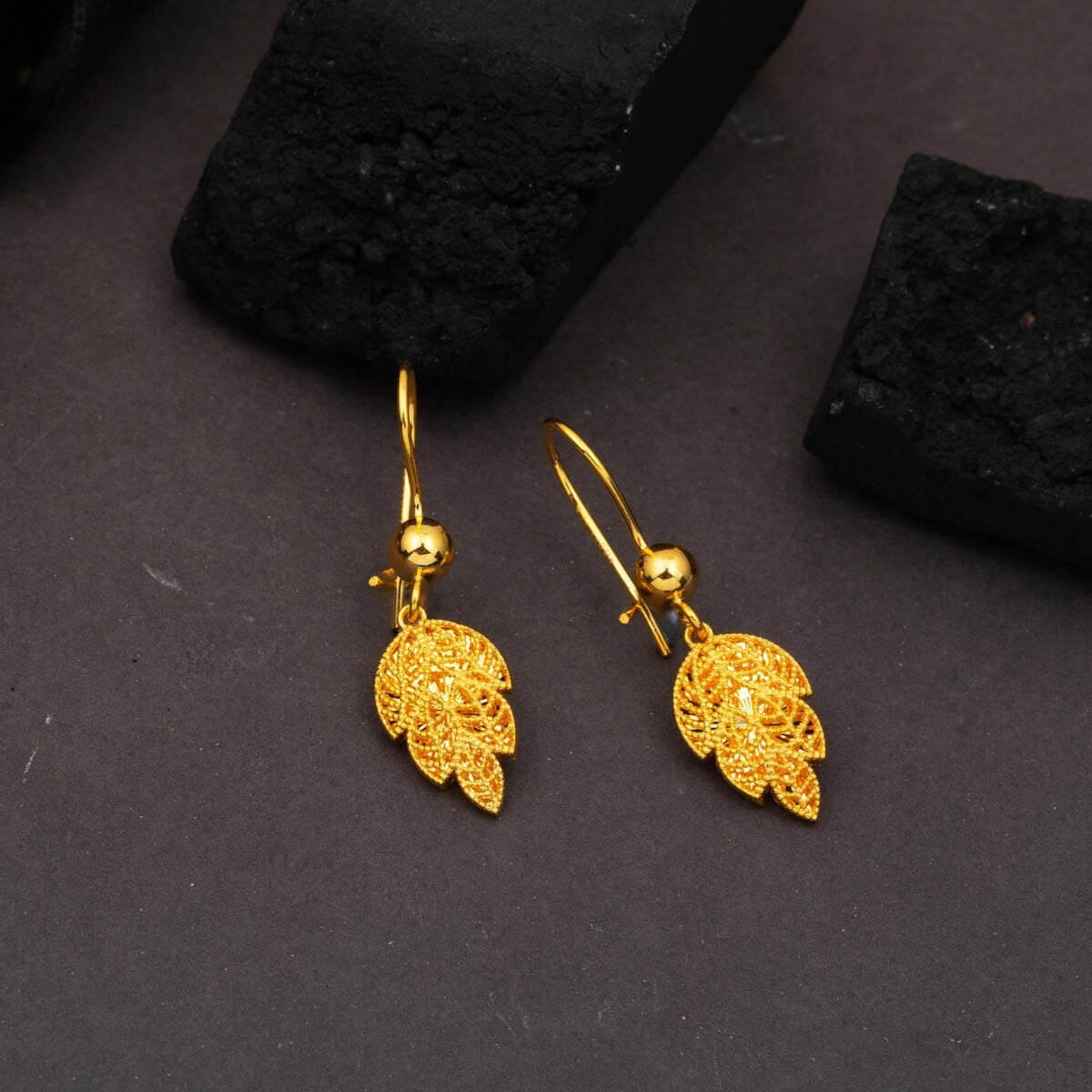 14K Yellow Gold Laurel Leaf Earrings