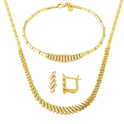 14K Yellow Gold Ajda Hand Engraved Wedding Set