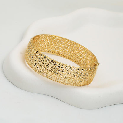 14K Yellow Gold Egg Shaped Hinged Cuff Bangle
