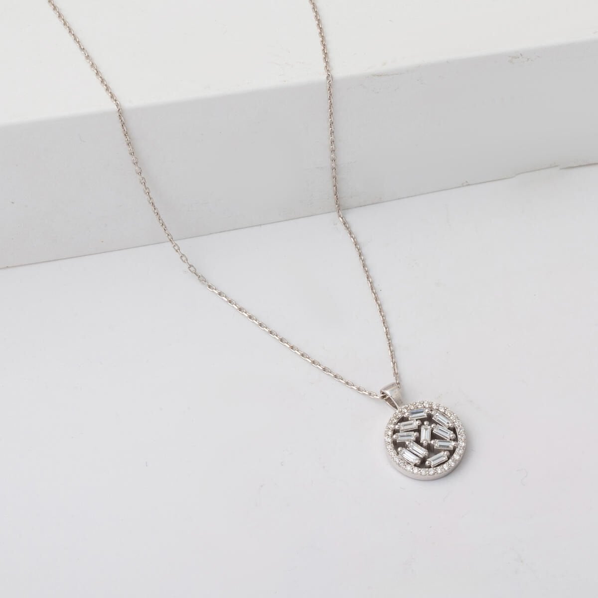 14K White Gold 0.35 Ct Baguette Diamond Necklace