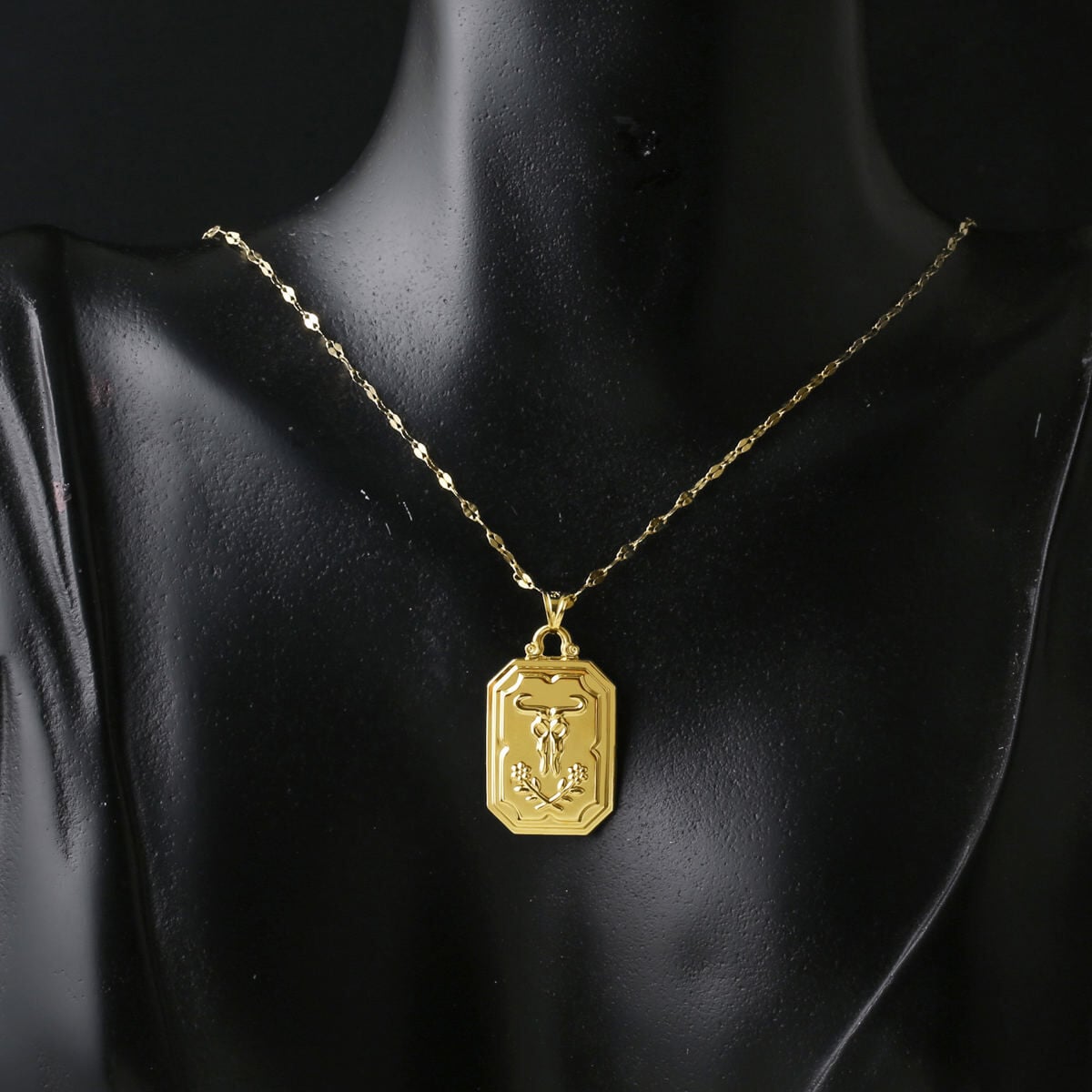 14K Yellow Gold Retro Taurus Zodiac Pendant
