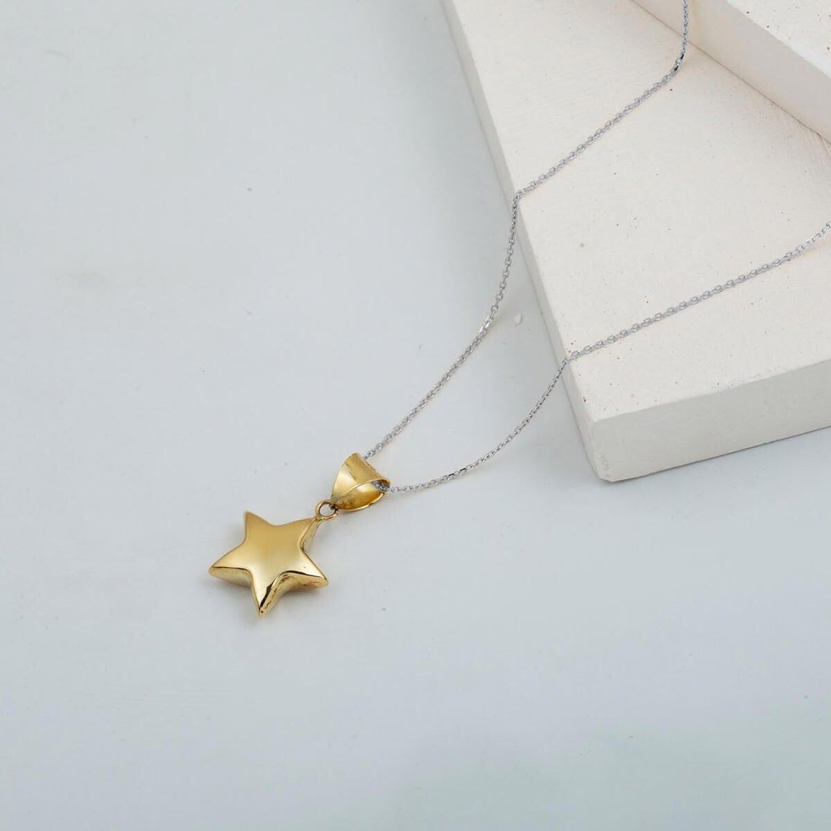 14K Yellow Gold Star Pendant