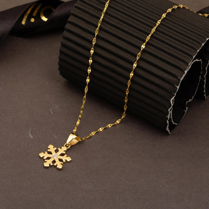 14K Yellow Gold Snowflake Cubic Zirconia Necklace (2.15 g)