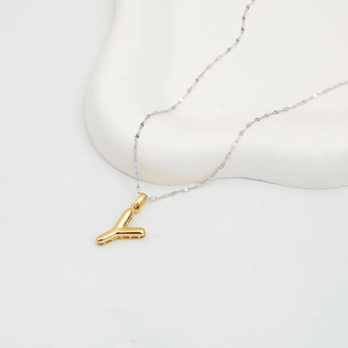 14K Yellow Gold Balloon Shaped Y Initial Pendant
