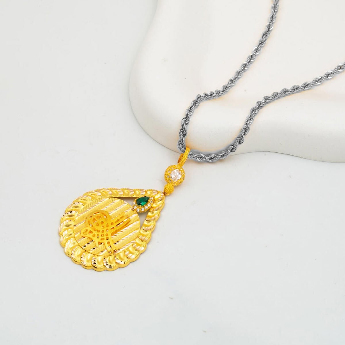 14K Yellow Gold Ottoman Tughra Cubic Zirconia Pendant (3.7 g)