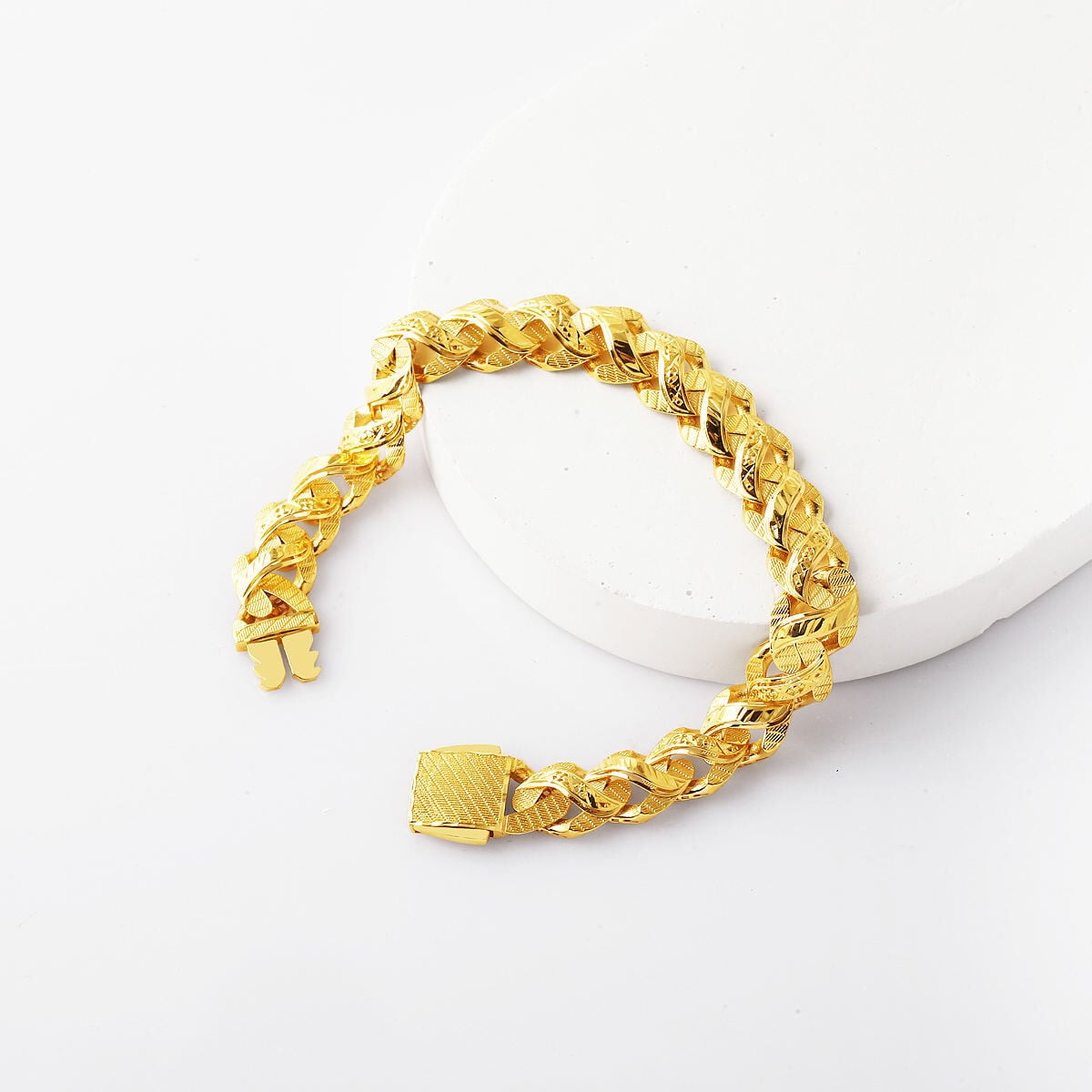 14K Yellow Gold Lena Curb Bracelet