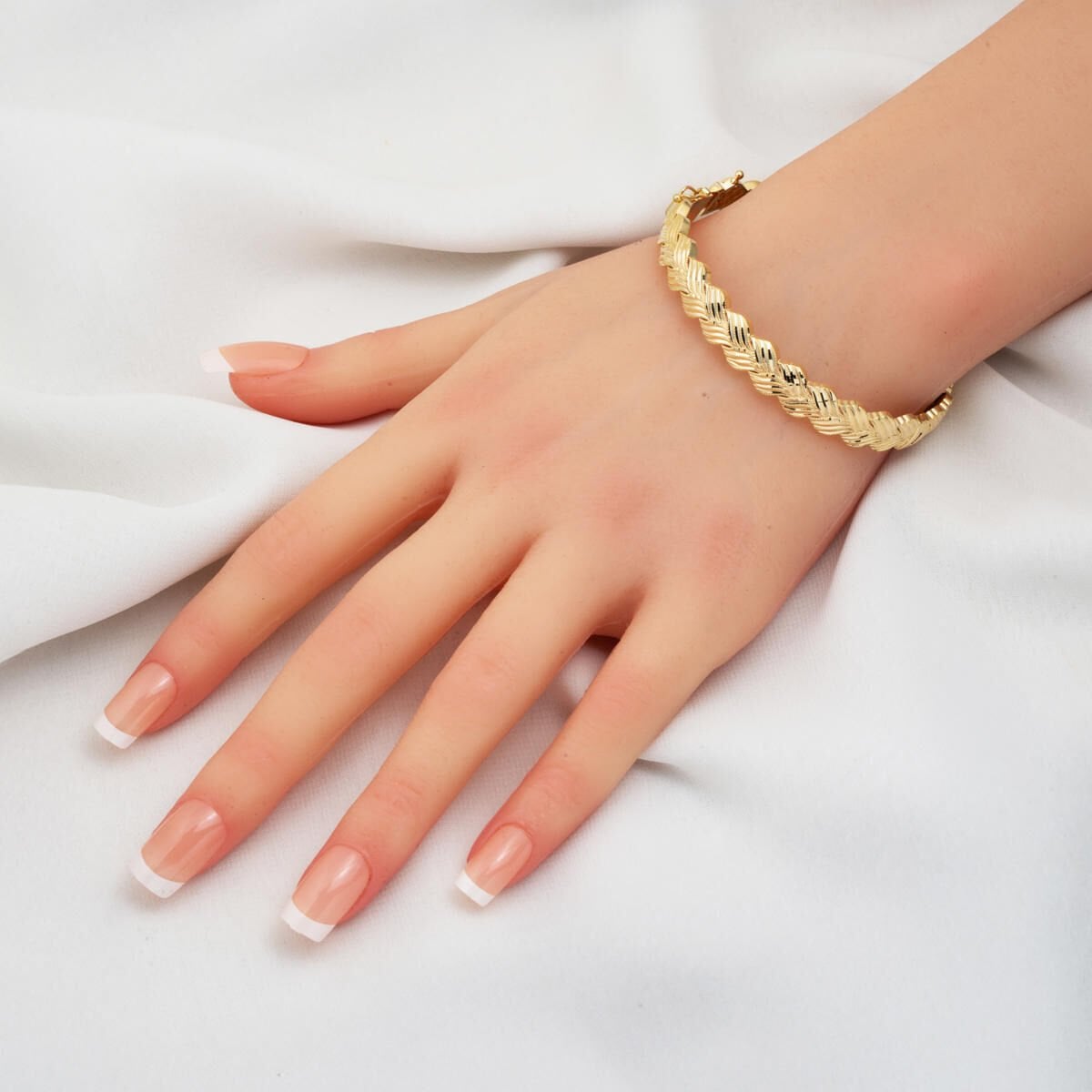 14K Yellow Gold Italian Twisted Hinged Cuff Bangle (11.93 g)