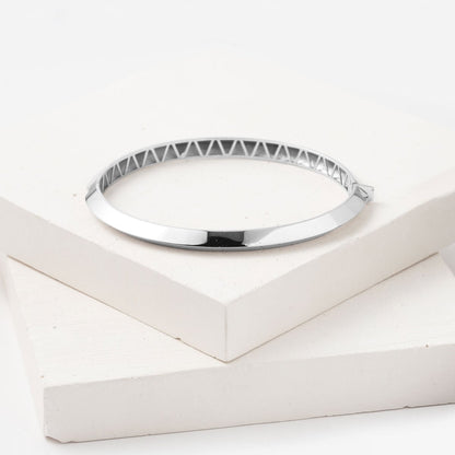 14K White Gold Faceted Hinged Cuff Bangle