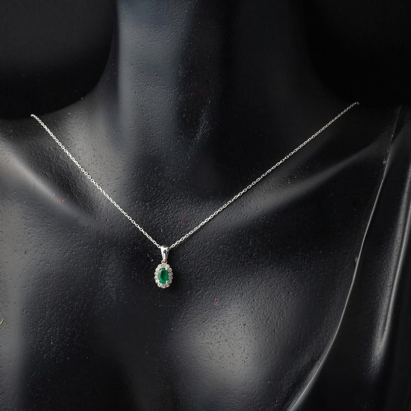 14K White Gold 0.25 Ct Emerald 0.08 Ct Diamond Necklace