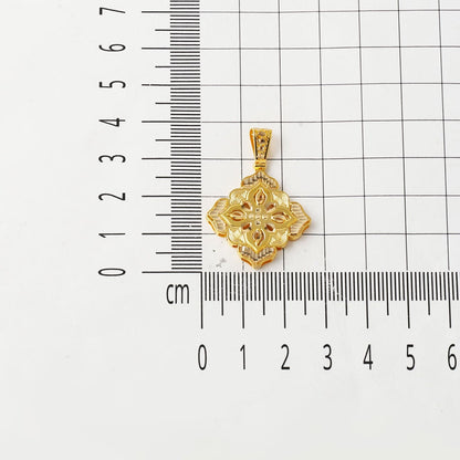 14K Yellow Gold Indian Style Engraved Necklace